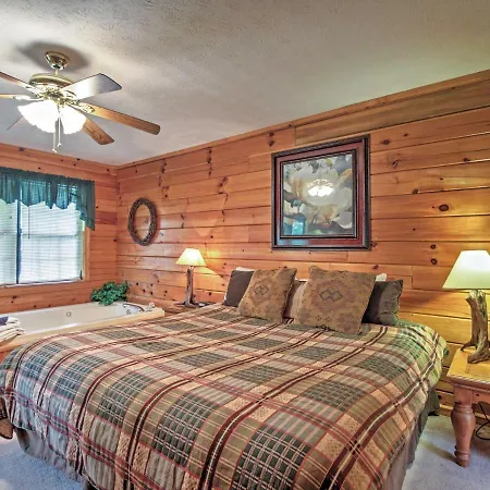 Idyllic Cabin With Hot Tub Less Than 2 Mi To Dollywood! Sevierville Exterior foto