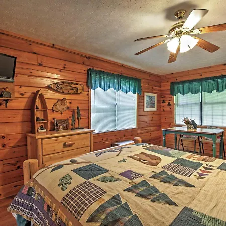 Idyllic Cabin With Hot Tub Less Than 2 Mi To Dollywood! Sevierville Exterior foto