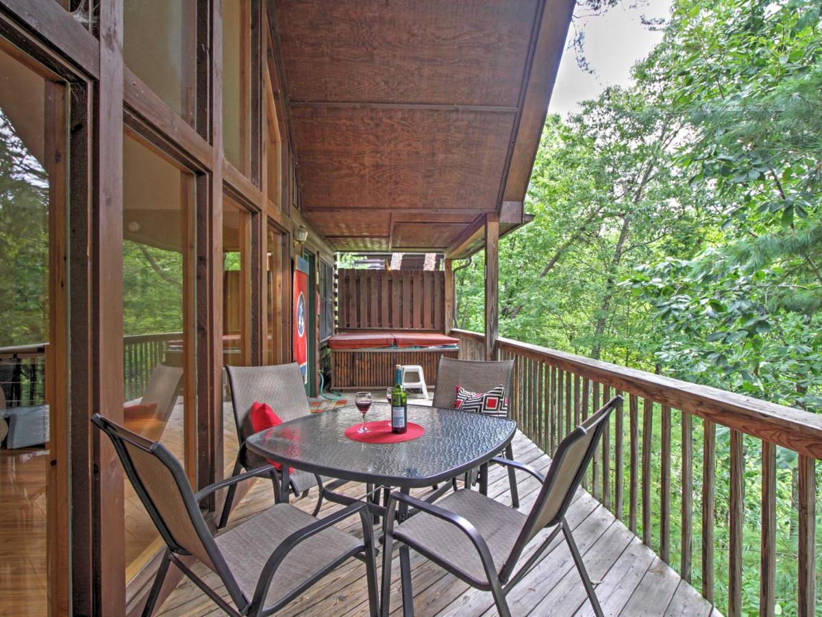 Idyllic With Hot Tub Less Than 2 Mi To Dollywood! *